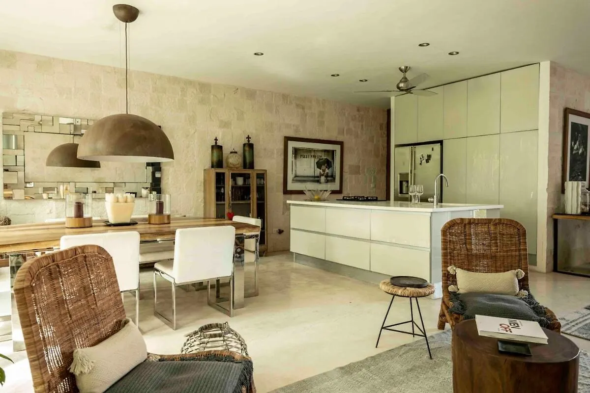 White - Unique Spacious Home And Beach Club Access Tulum Pueblo